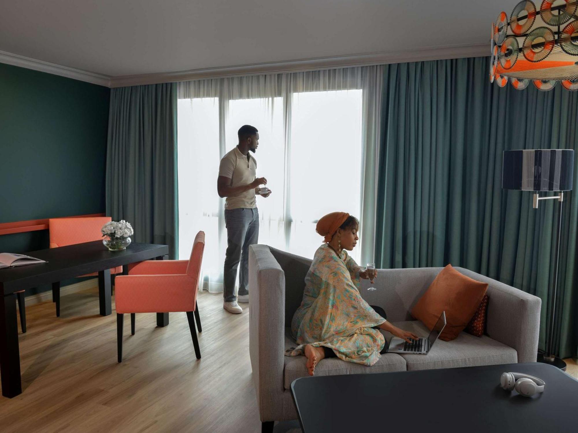 Hotel Pullman Nairobi Upper Hill Esterno foto