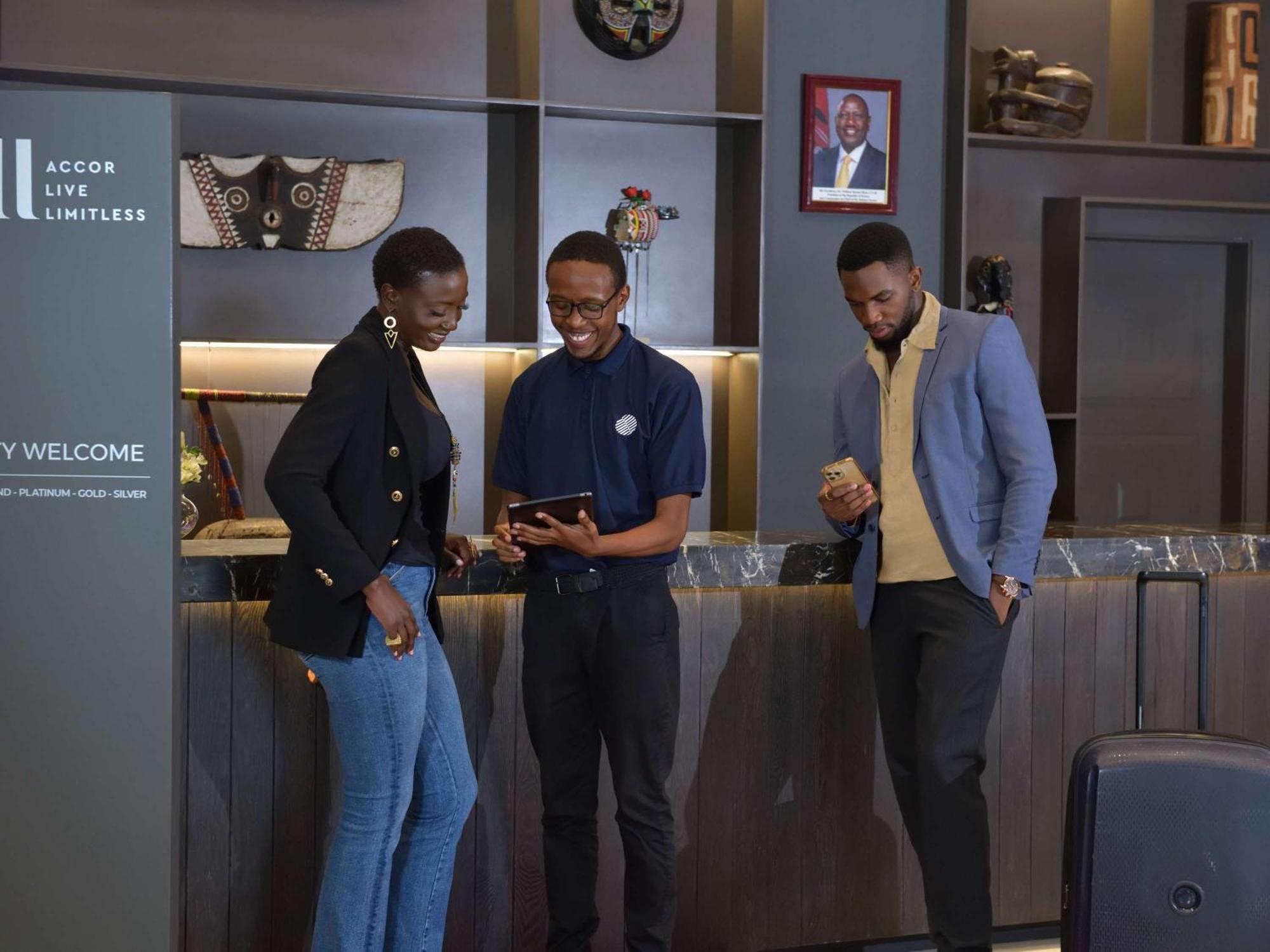 Hotel Pullman Nairobi Upper Hill Esterno foto